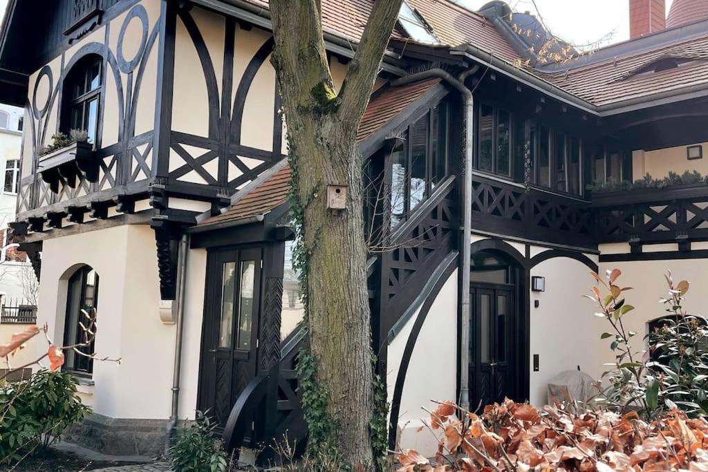 Verwunsches Haus Mit Parkplatz In Bester Lage 마르클리베르크 외부 사진